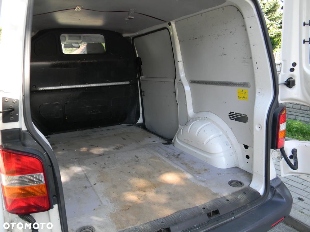 Volkswagen Transporter - 10