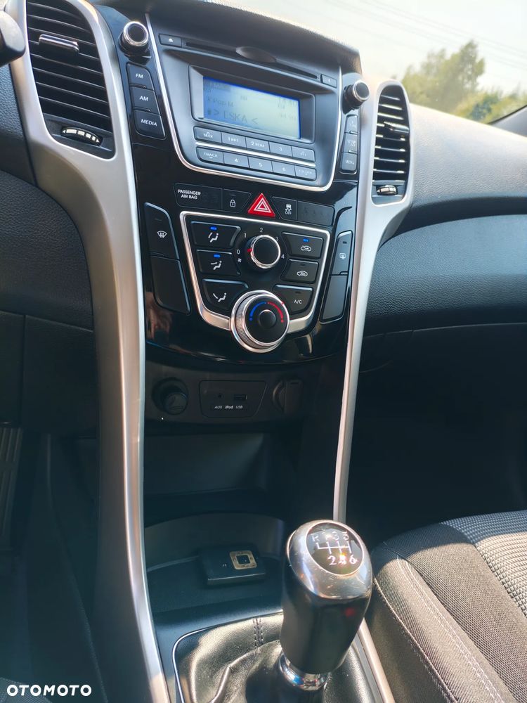 Hyundai i30 1.4 Trend - 24