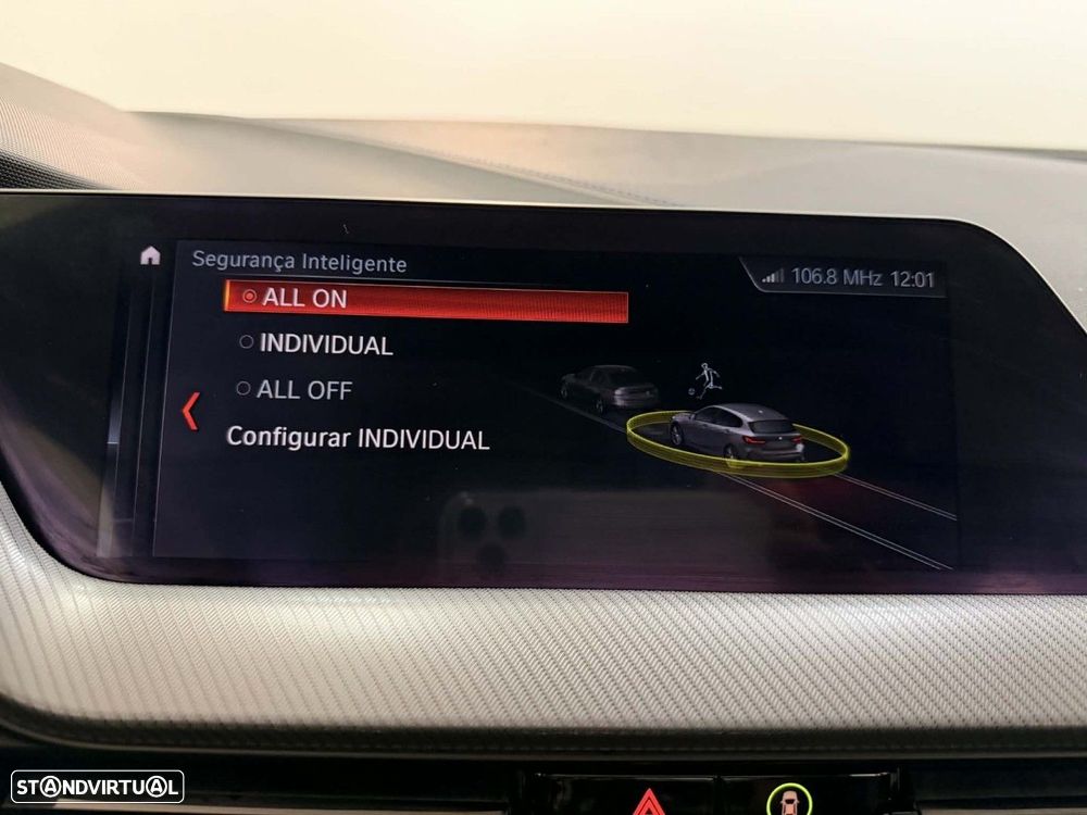 BMW 116 d Pack Desportivo M - 22