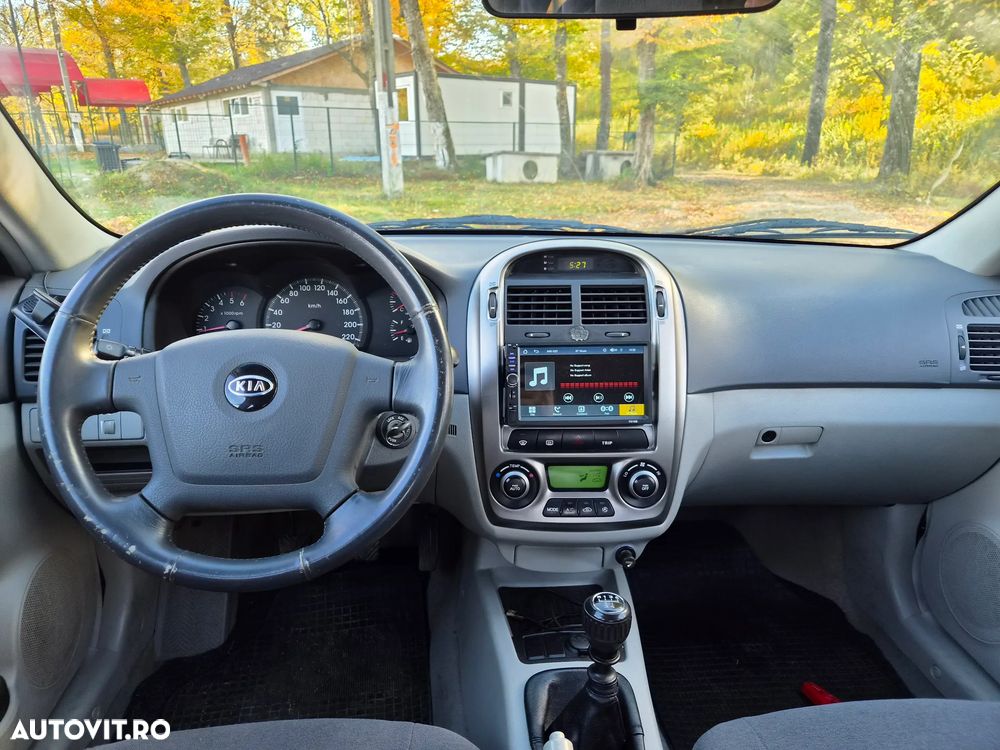 Kia Cerato 1.6 CRDI EX Classic - 6