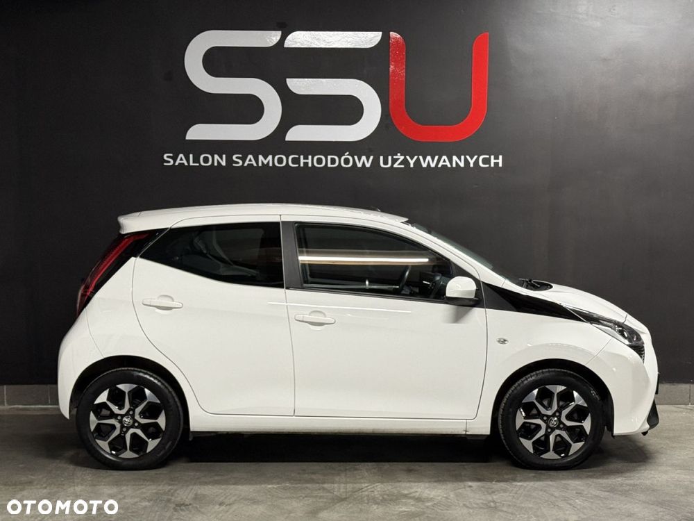 Toyota Aygo x-play connect - 12