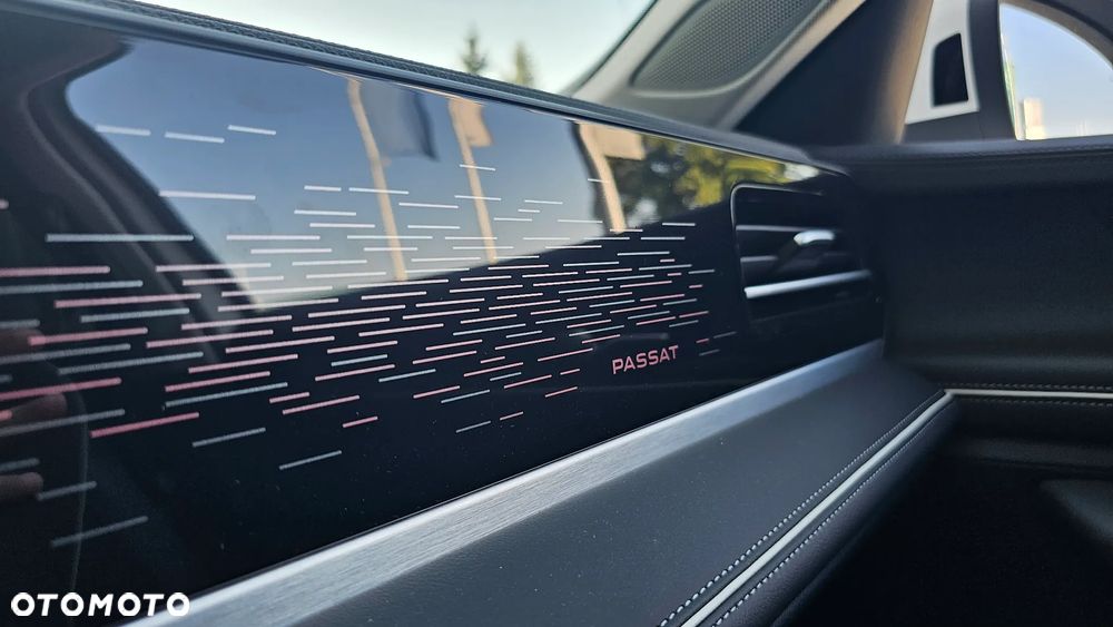 Volkswagen Passat - 15