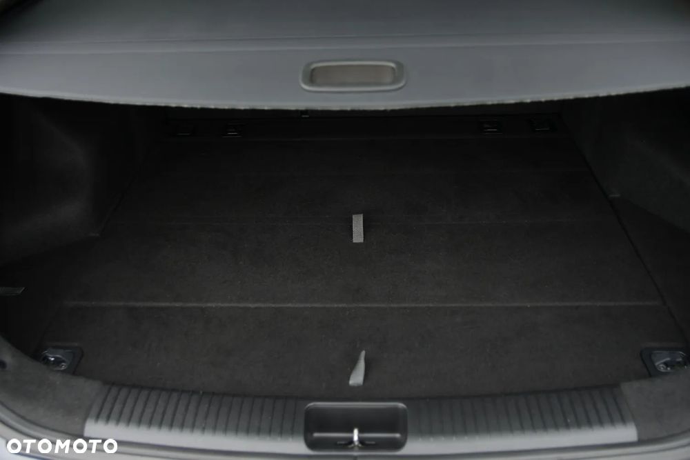 Kia Ceed 1.6 CRDi 136 ISG Dream Team Edition - 22