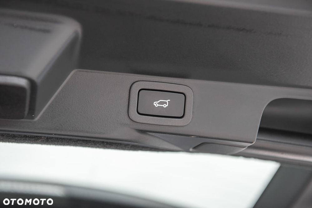 Land Rover Range Rover Sport D300 (SDV6) HSE Dynamic - 31