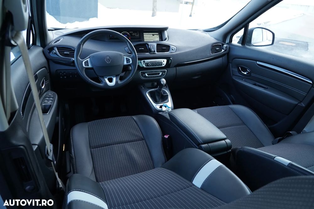 Renault Scenic - 8