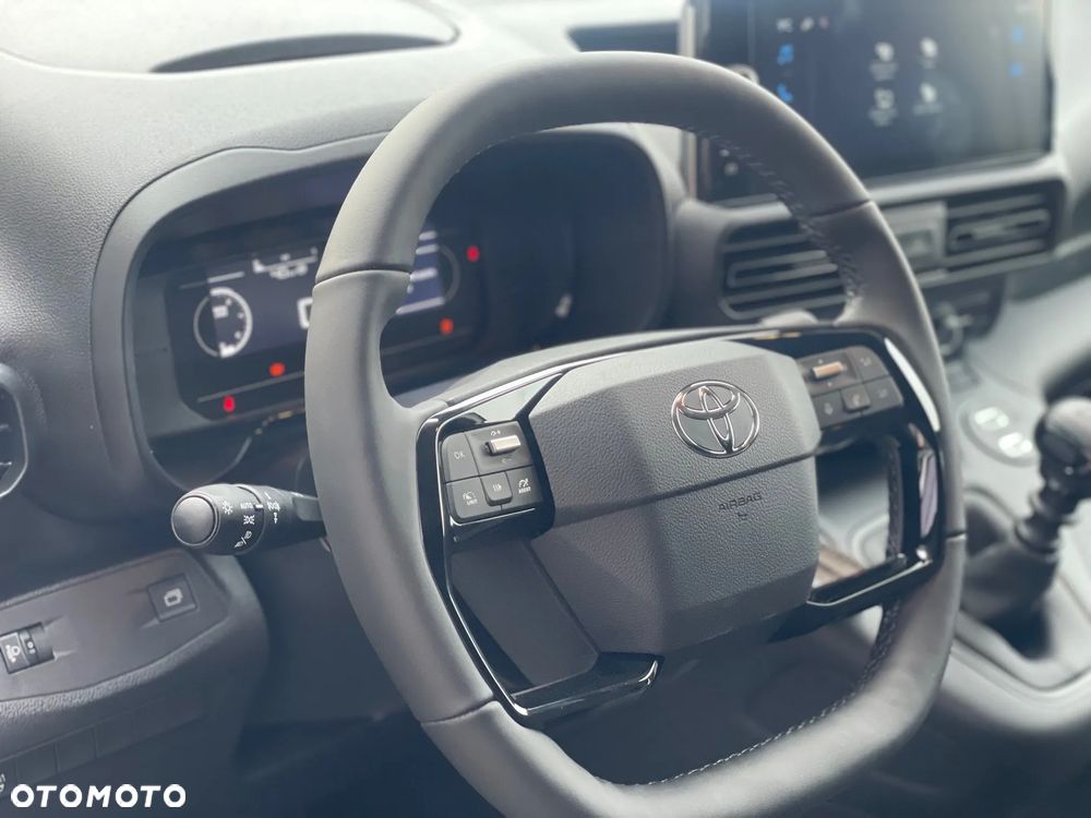 Toyota Proace City - 15