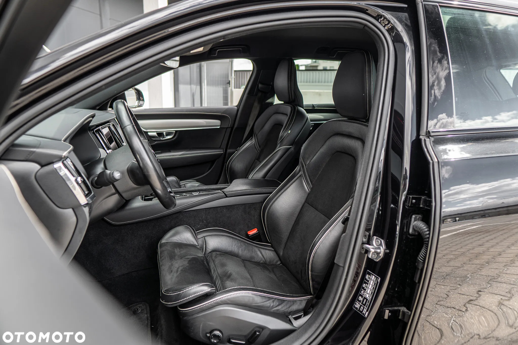 Volvo V90 B4 D AWD Geartronic RDesign - 34