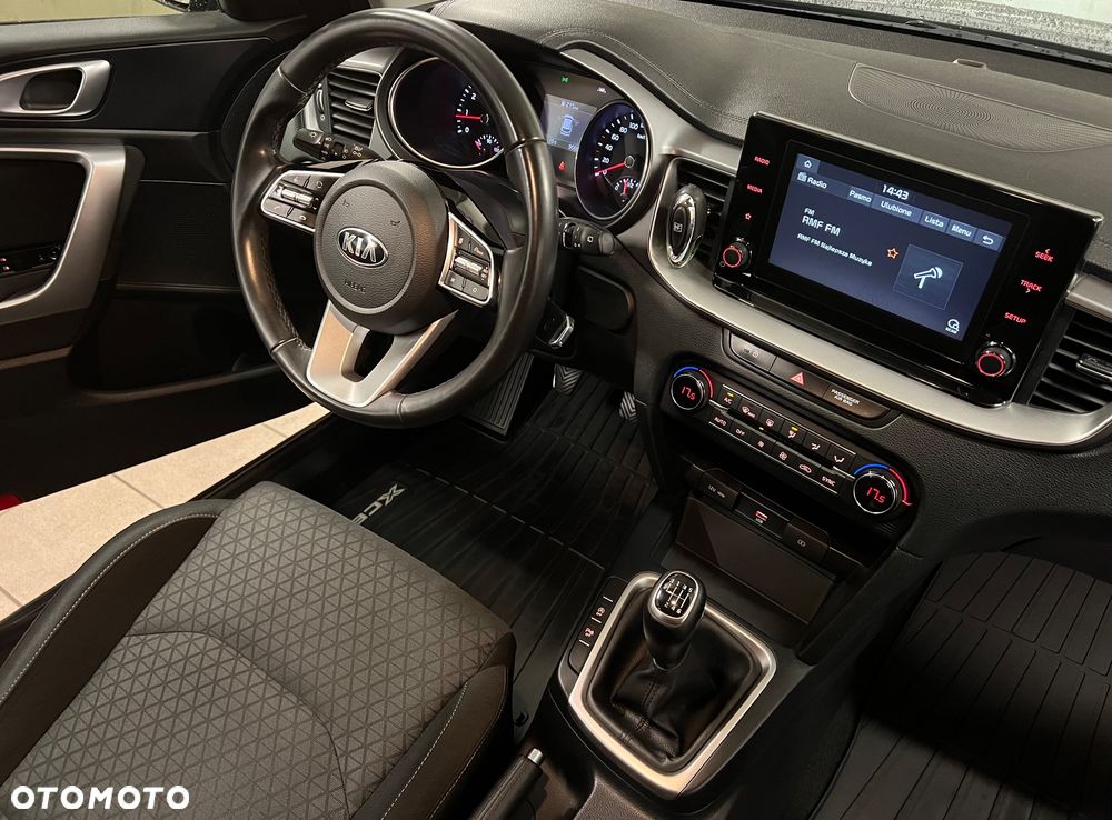Kia XCeed 1.4 T-GDI L - 25