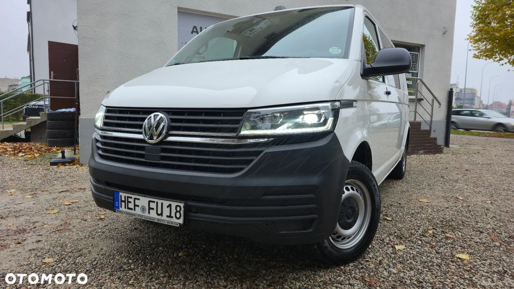 Volkswagen Transporter - 1