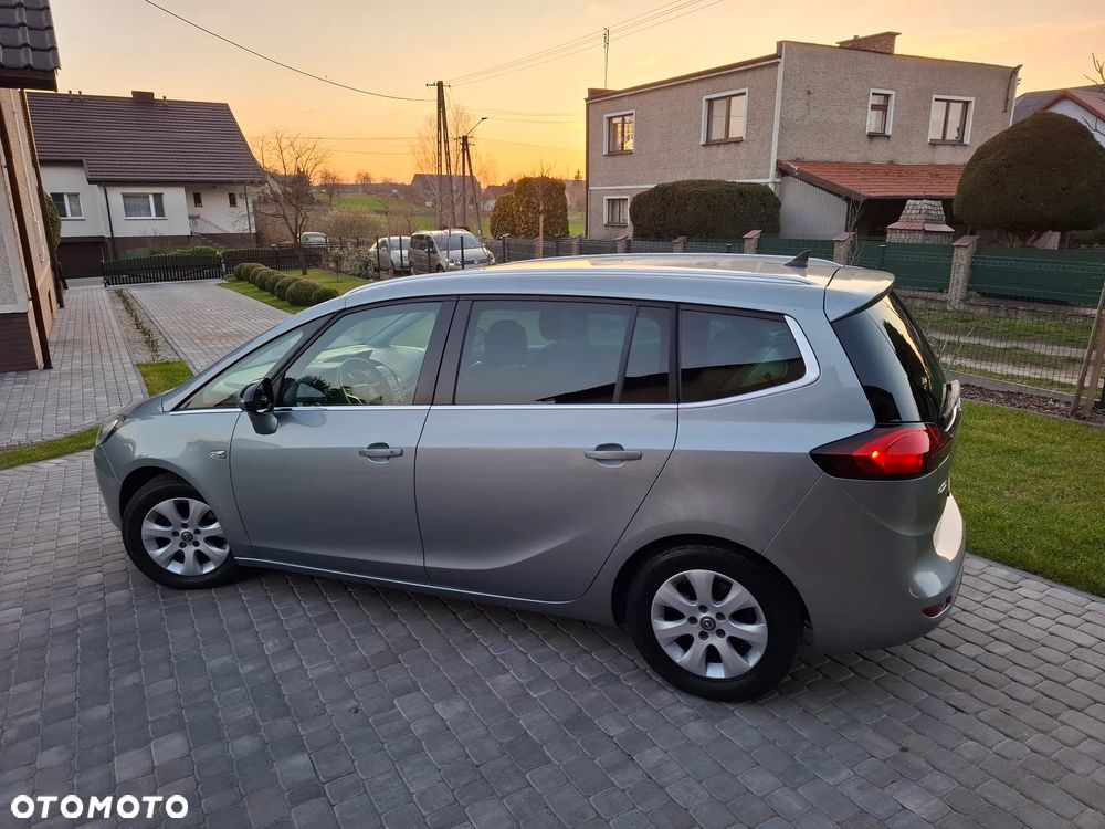 Opel Zafira 2.0 CDTI Enjoy - 26