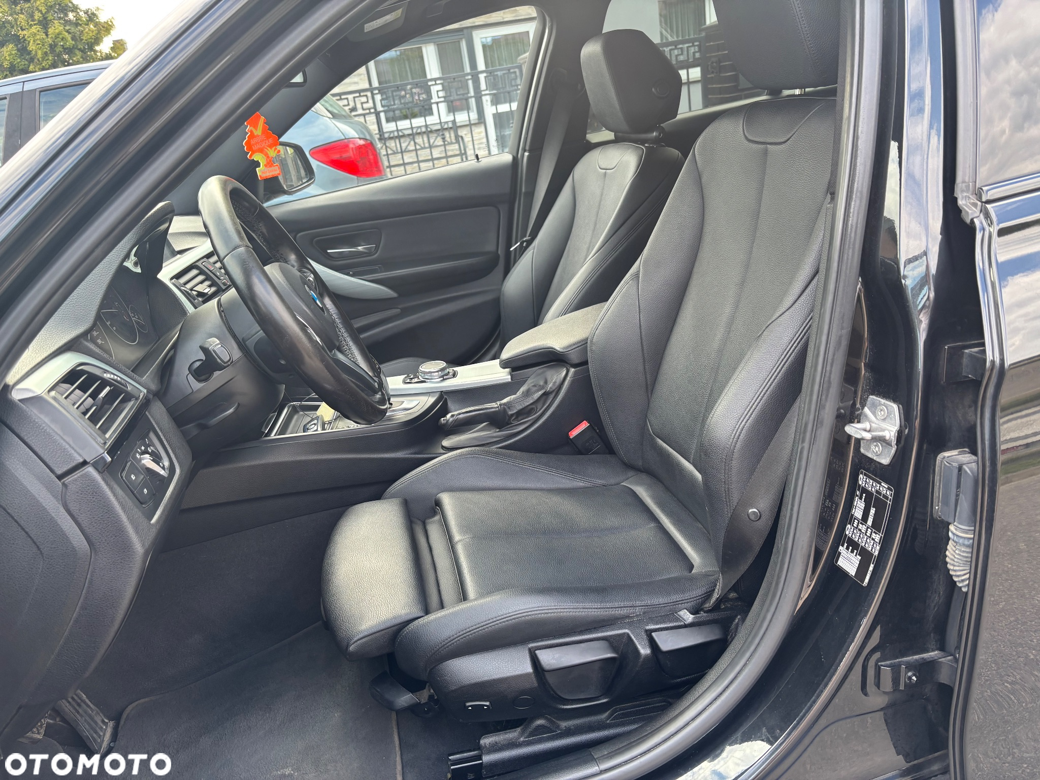 BMW Seria 3 - 17