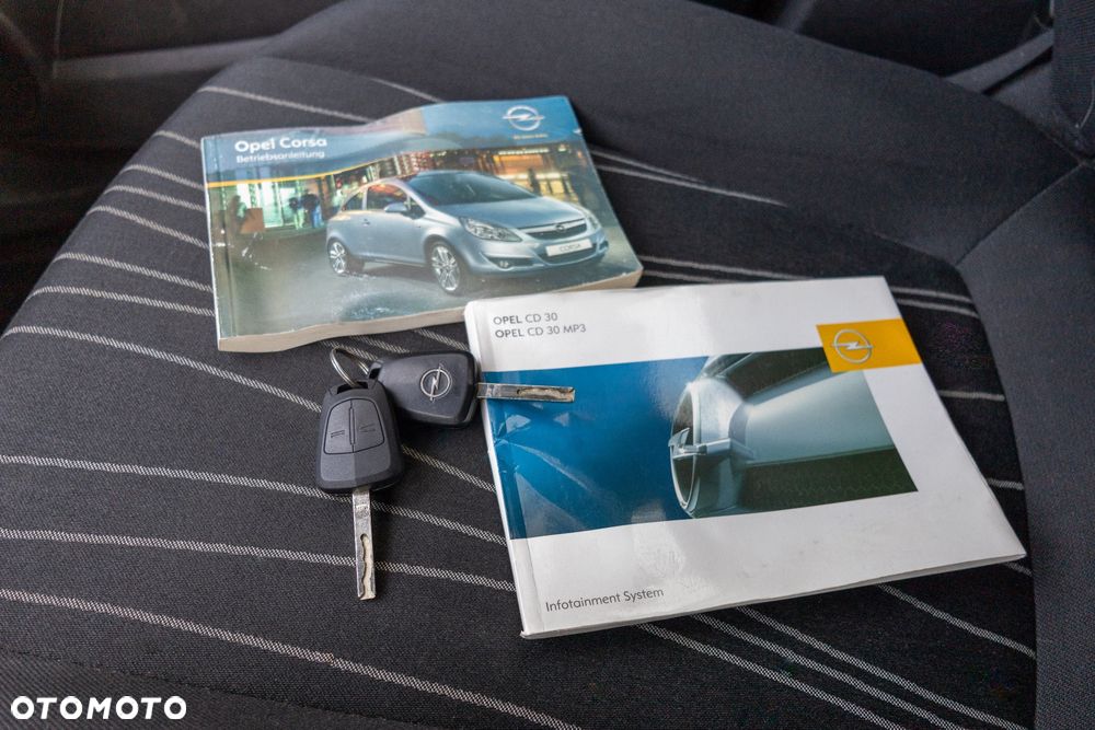 Opel Corsa 1.4 16V Edition 111 Jahre - 14