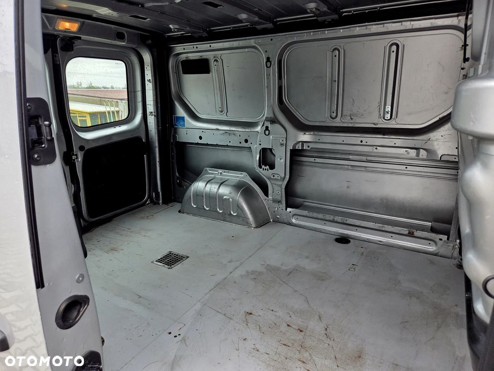 Opel VIVARO - 16