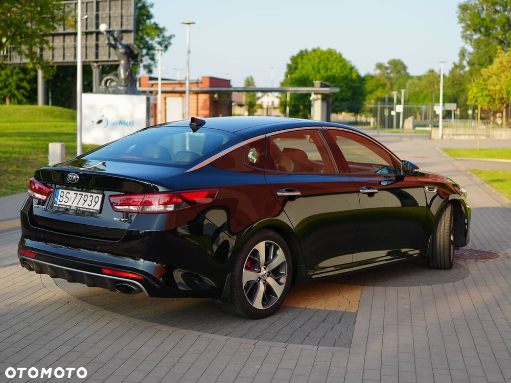 Kia Optima - 22