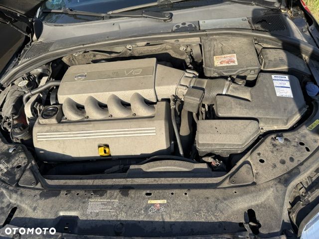 Volvo S80 4.4 V8 Momentum - 9