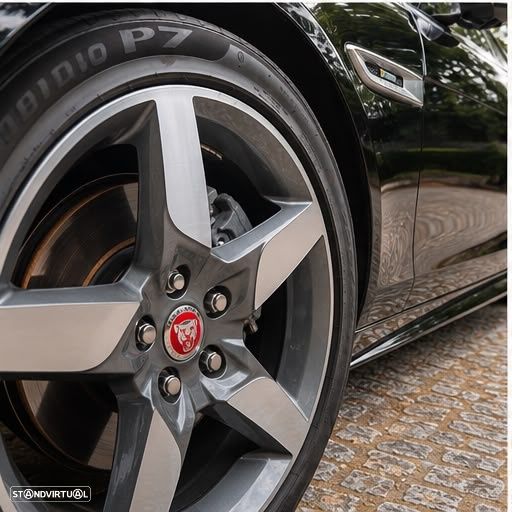 Jaguar XE 2.0 D R-Sport Aut. - 3