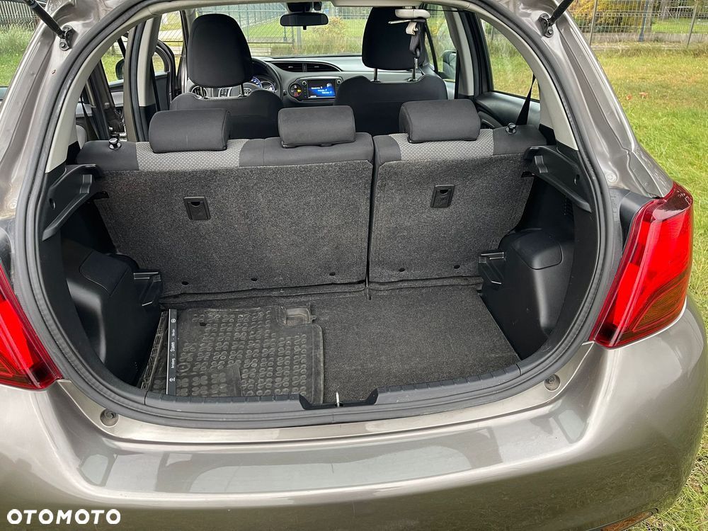 Toyota Yaris - 12