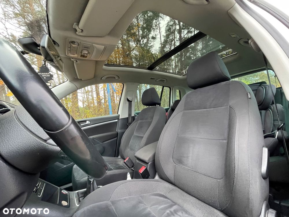 Volkswagen Tiguan - 12