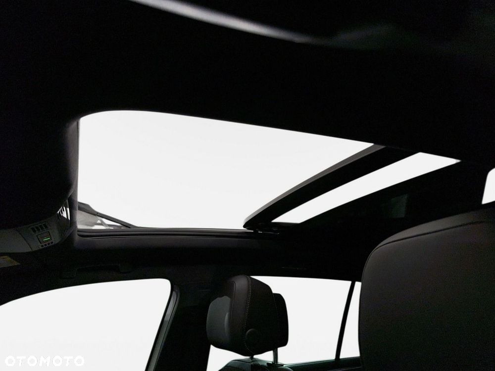 Volkswagen Tiguan - 15