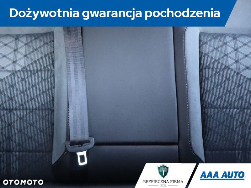 Volkswagen T-Roc - 12