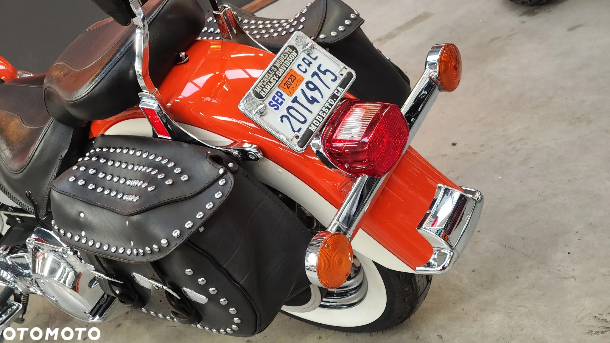 Harley-Davidson Softail Heritage Classic - 16