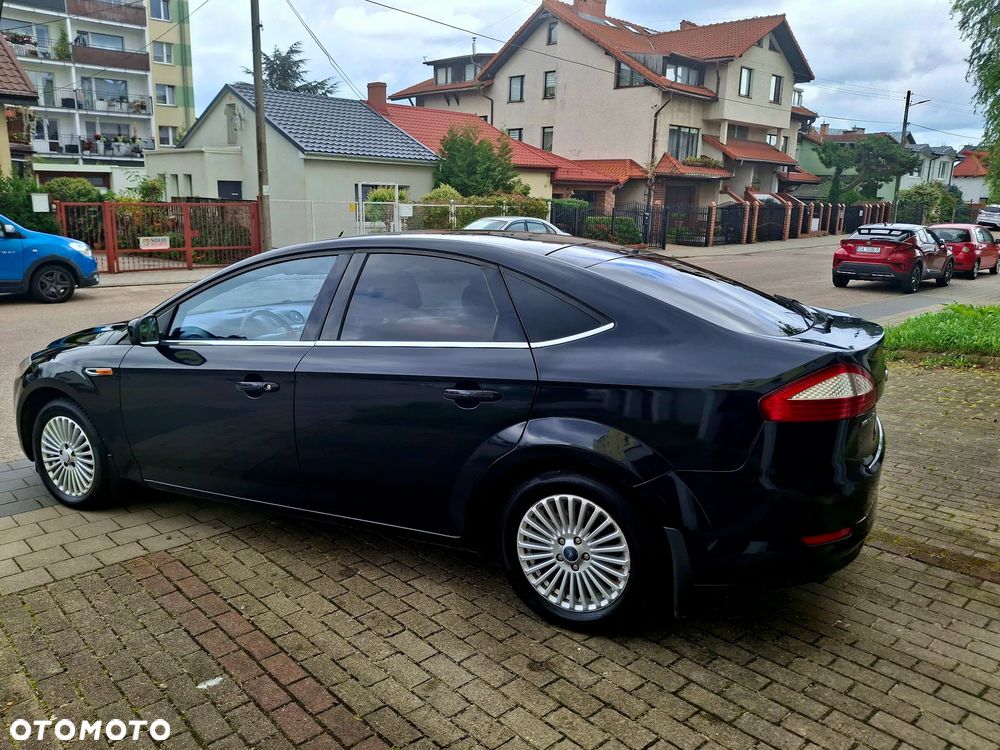 Ford Mondeo 2.0 Titanium - 12