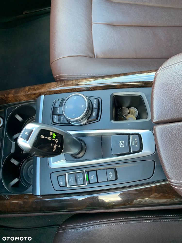 BMW X5 xDrive35i - 25