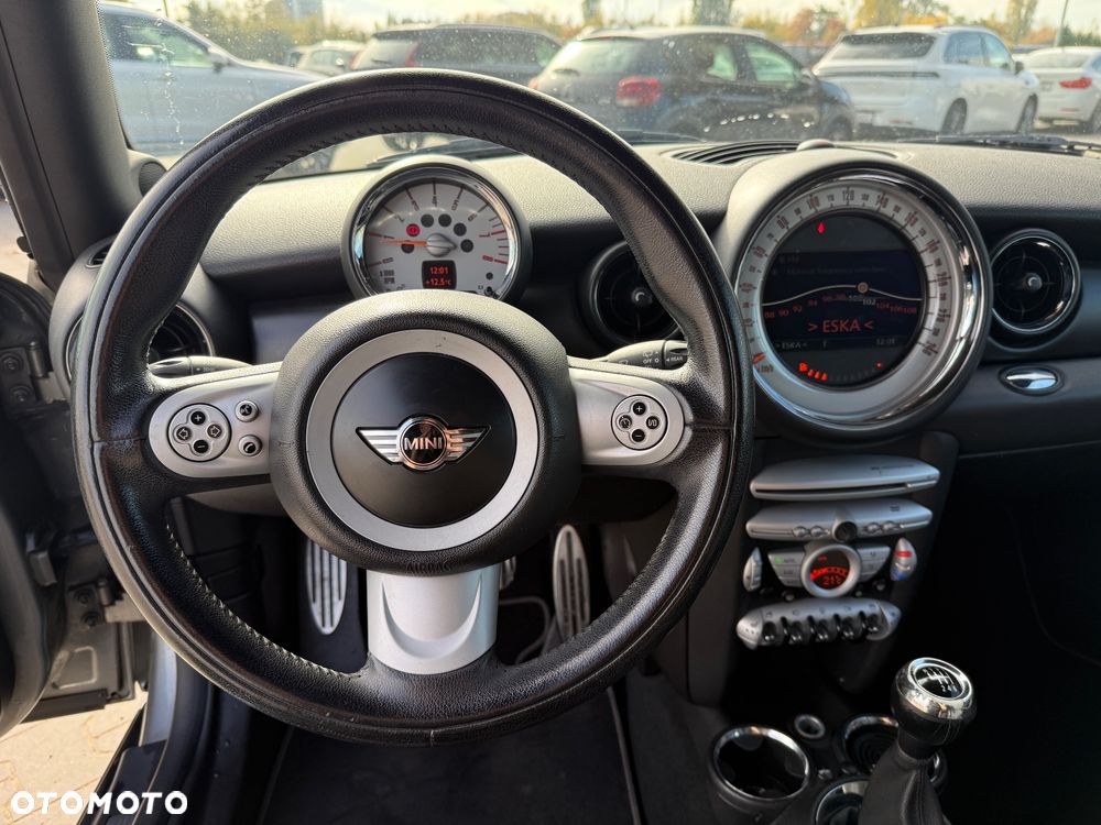 MINI Cooper S Standard - 12