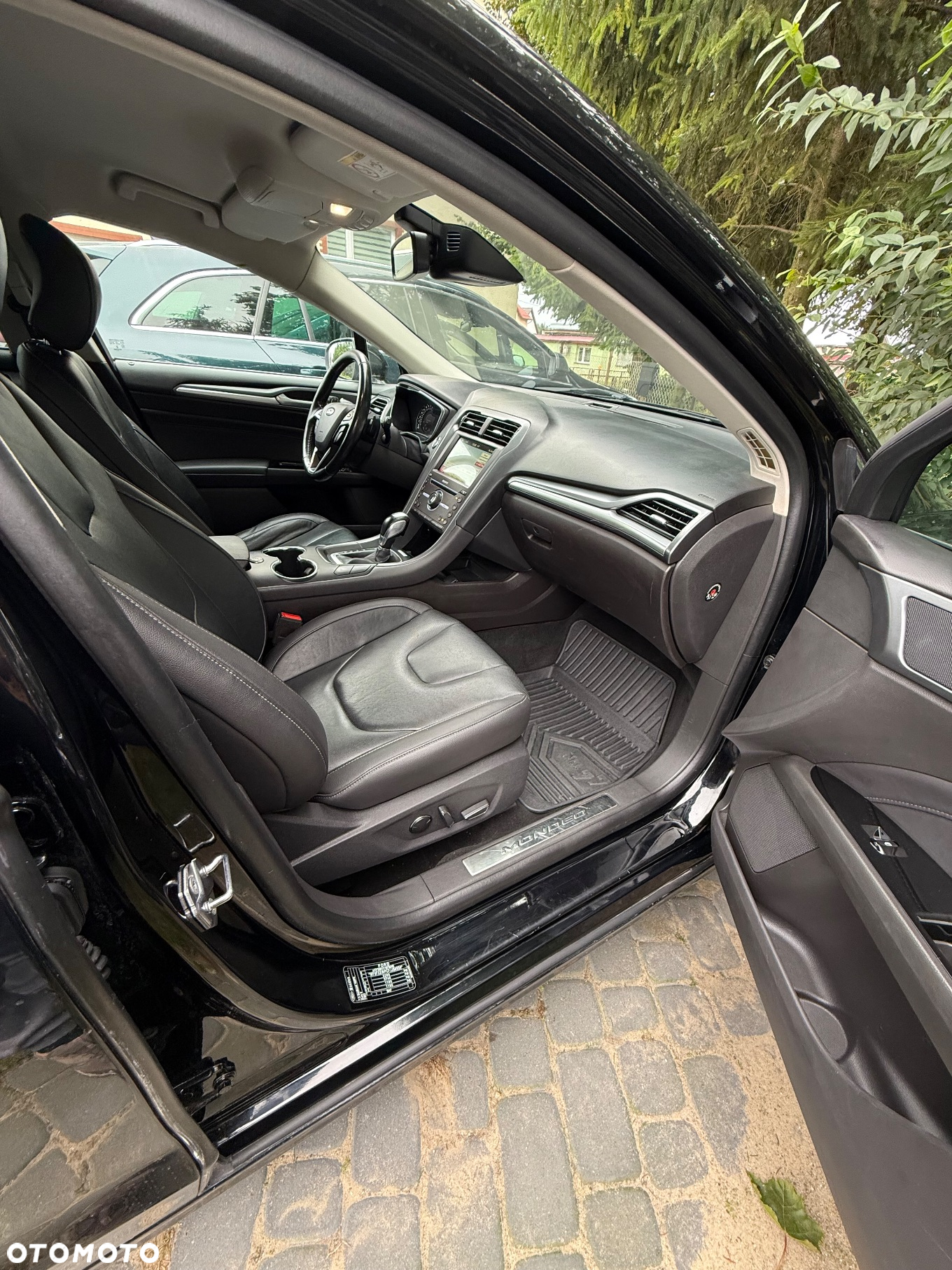 Ford Mondeo 1.5 EcoBoost Start-Stopp Autom Titanium - 12