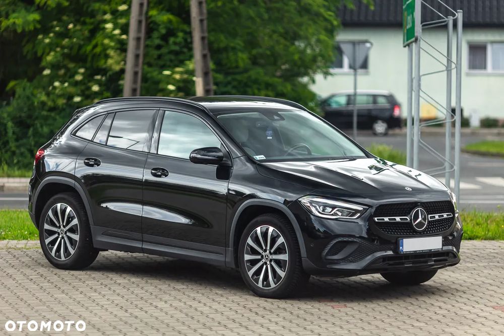 Mercedes-Benz GLA 250 4-Matic - 8