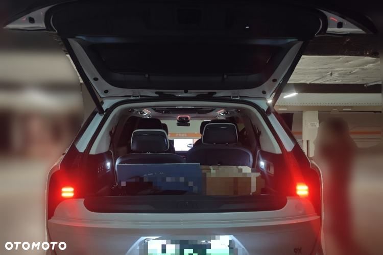 ZEEKR 9X AWD Ultra - 16