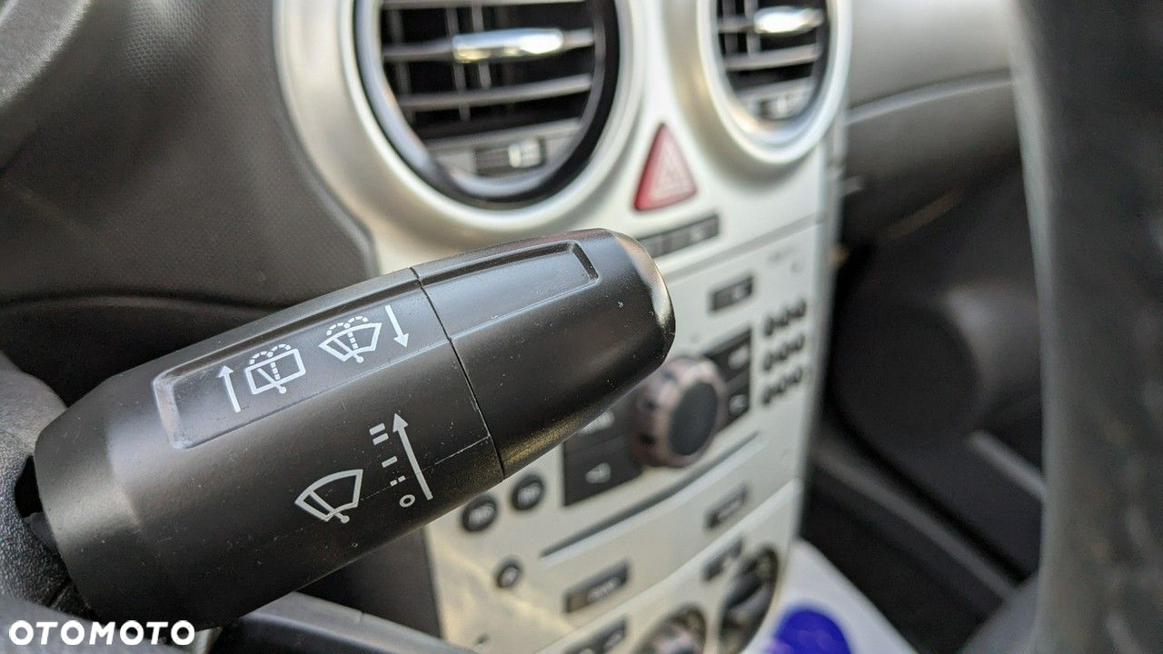 Opel Corsa - 30