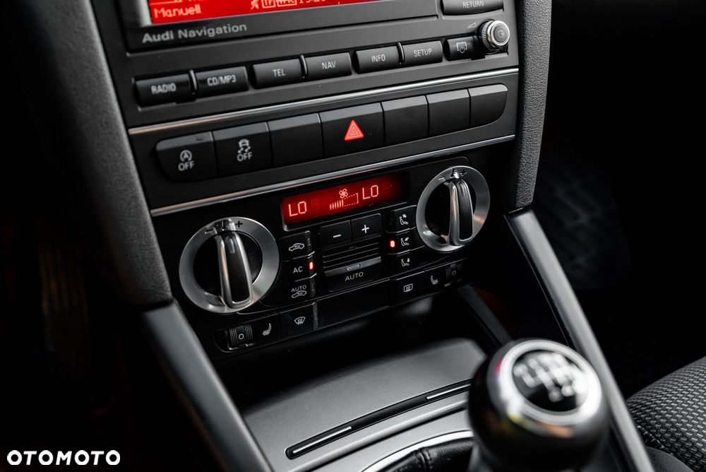 Audi A3 Sportback 2.0 TDI Ambiente - 31