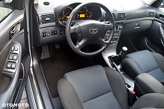 Toyota Avensis 2.0 D-4D Edition - 4