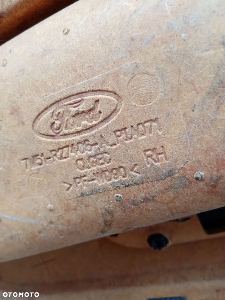 Boczek tapicerka prawy tył tylna prawa Ford Kuga MK1 - 3