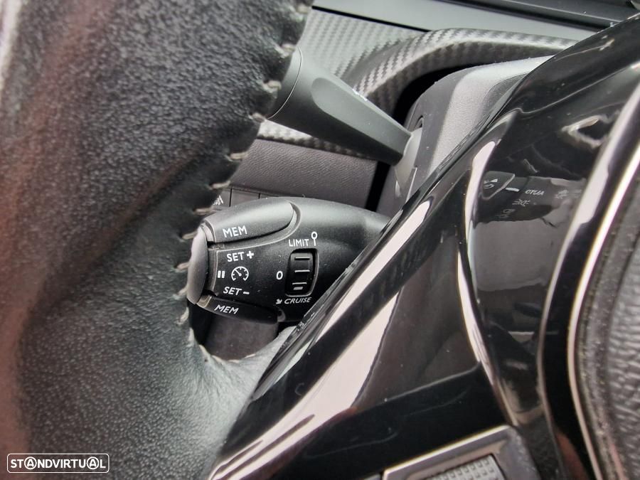 Peugeot 208 1.2 PureTech Active - 9