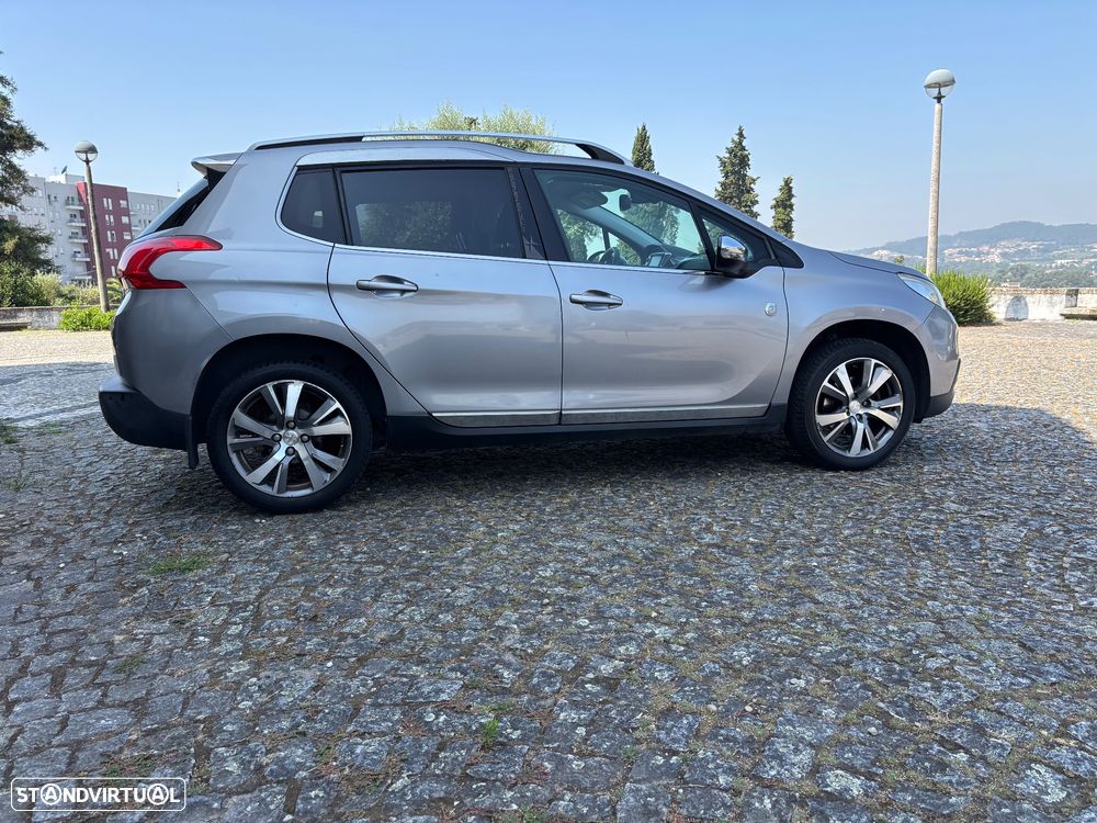 Peugeot 2008 1.2 PureTech Crossway - 4