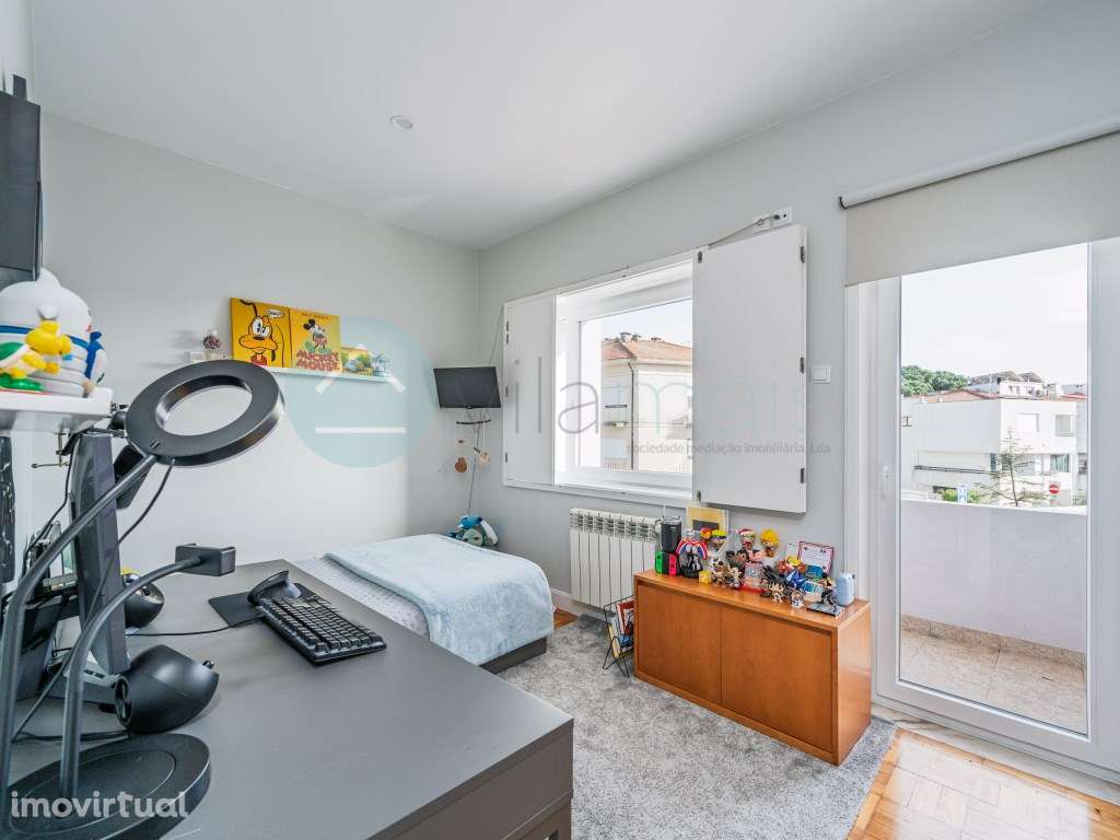 Moradia com 6 quartos - Grande imagem: 2/47