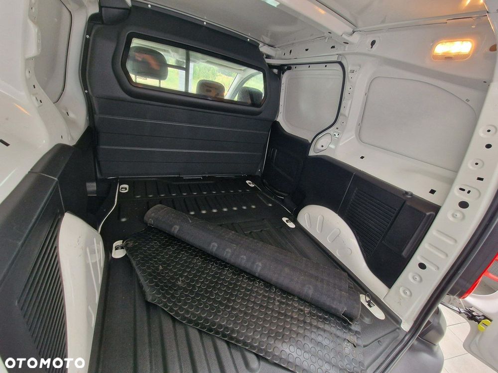 Peugeot Partner - 10