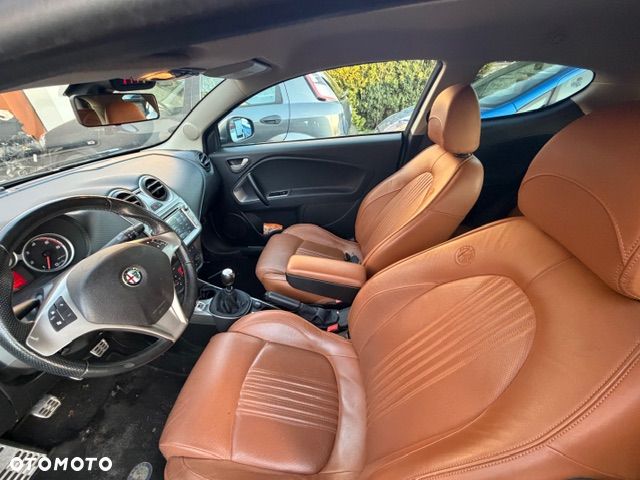 Alfa Romeo Mito - 11