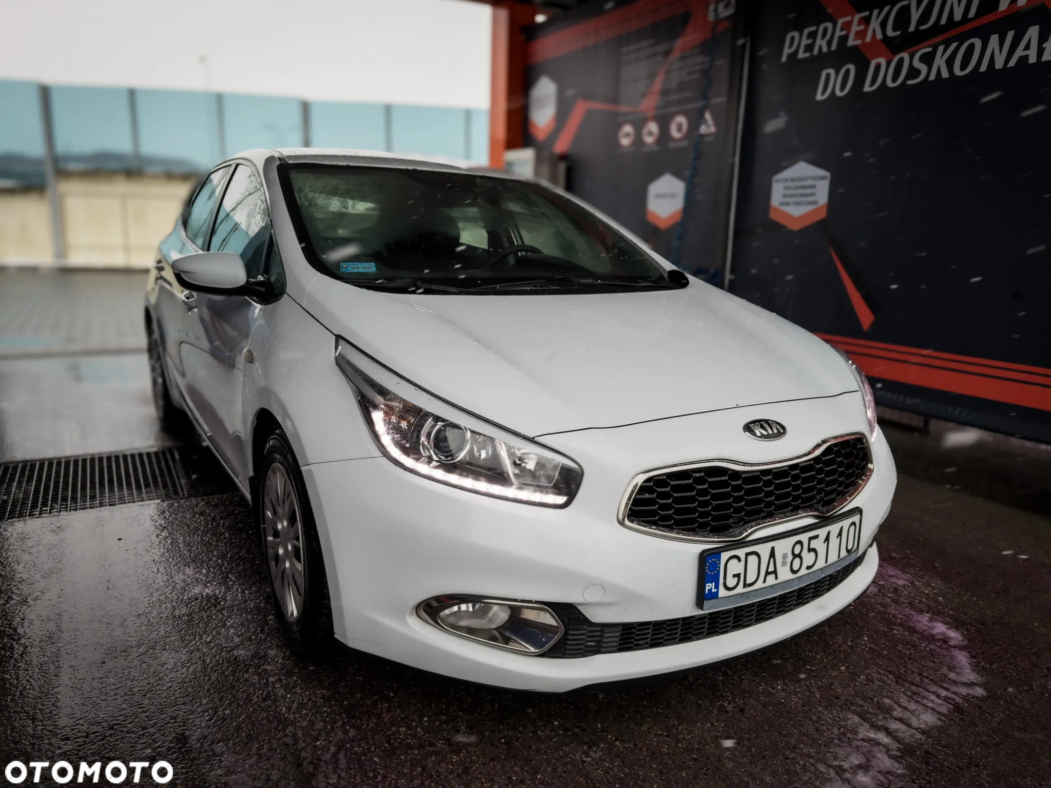 Kia Ceed - 4