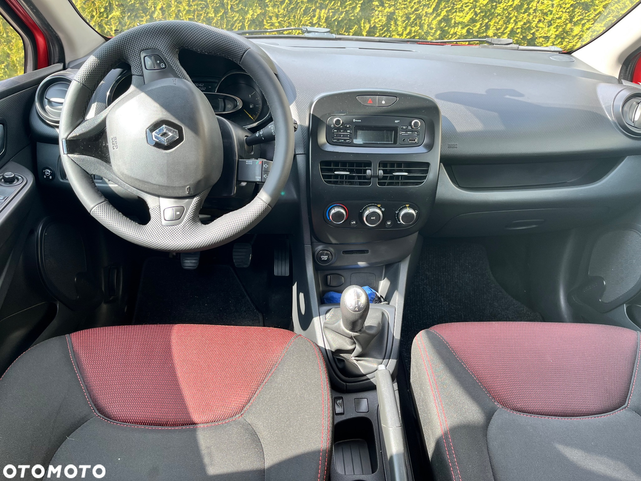 Renault Clio - 16