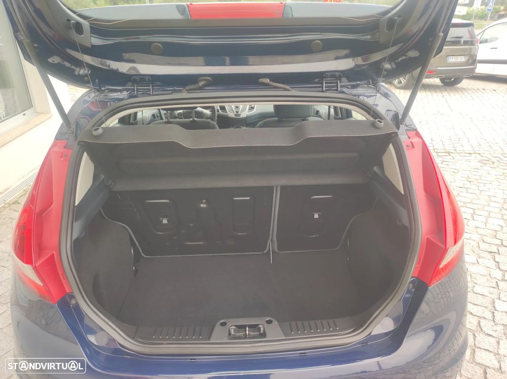 Ford Fiesta 1.25 Trend - 18