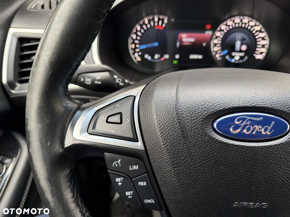 Ford Edge 2.0 TDCi 4x4 ST-LINE - 25