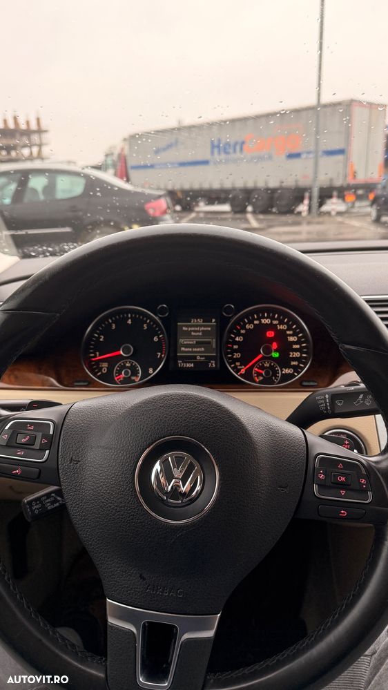 Volkswagen Passat - 15