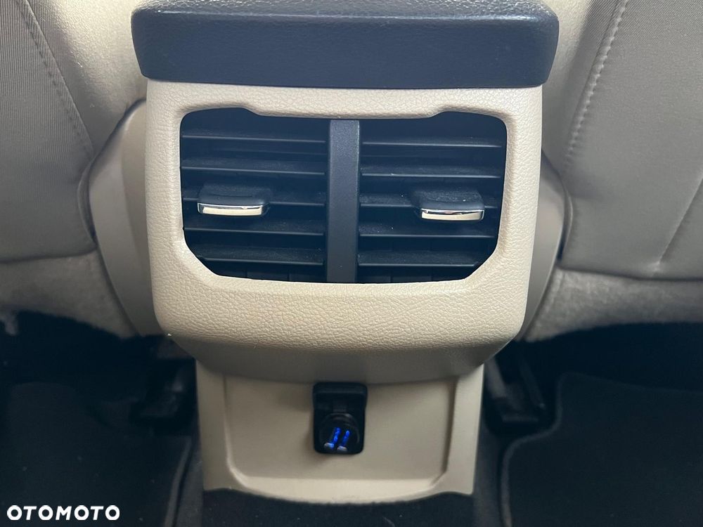 Ford Mondeo - 31