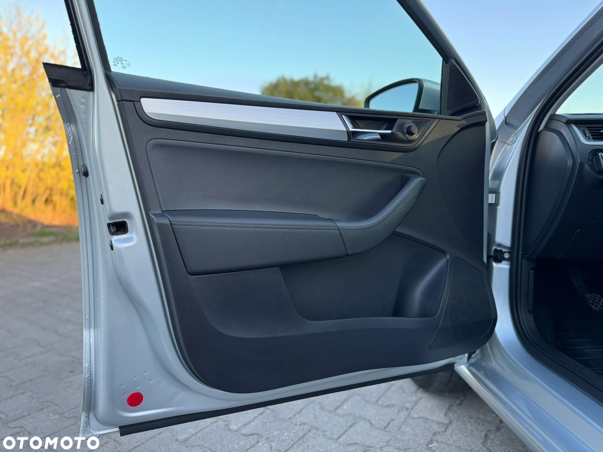 Skoda RAPID 1.0 TSI Ambition - 23