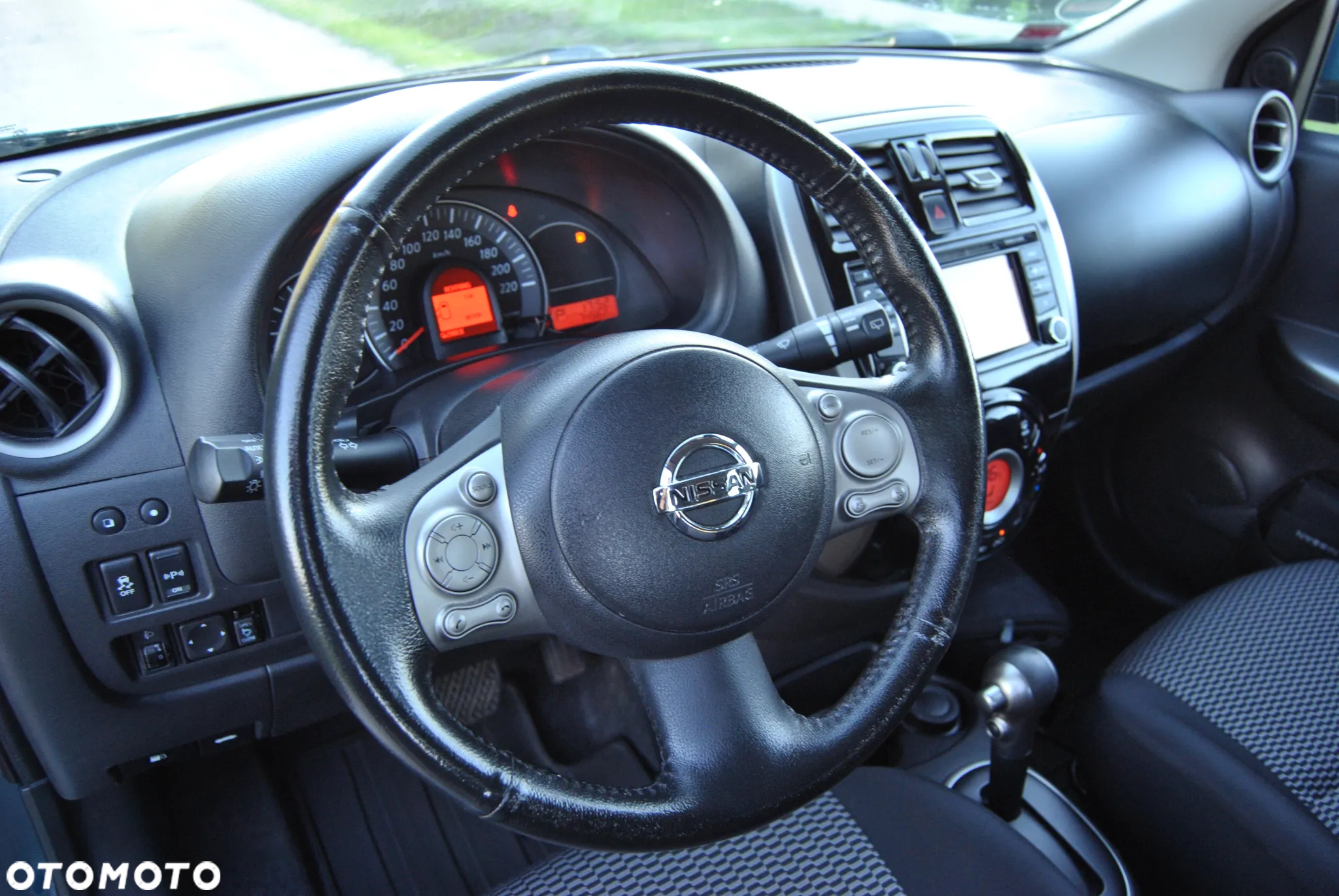 Nissan Micra 1.2 N-Tec CVT EU6 - 21