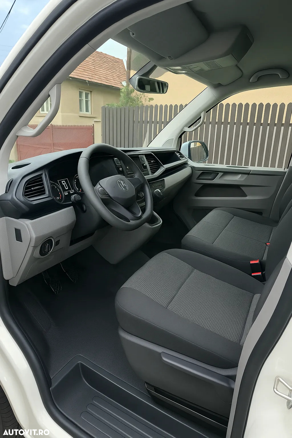 Volkswagen Transporter - 3