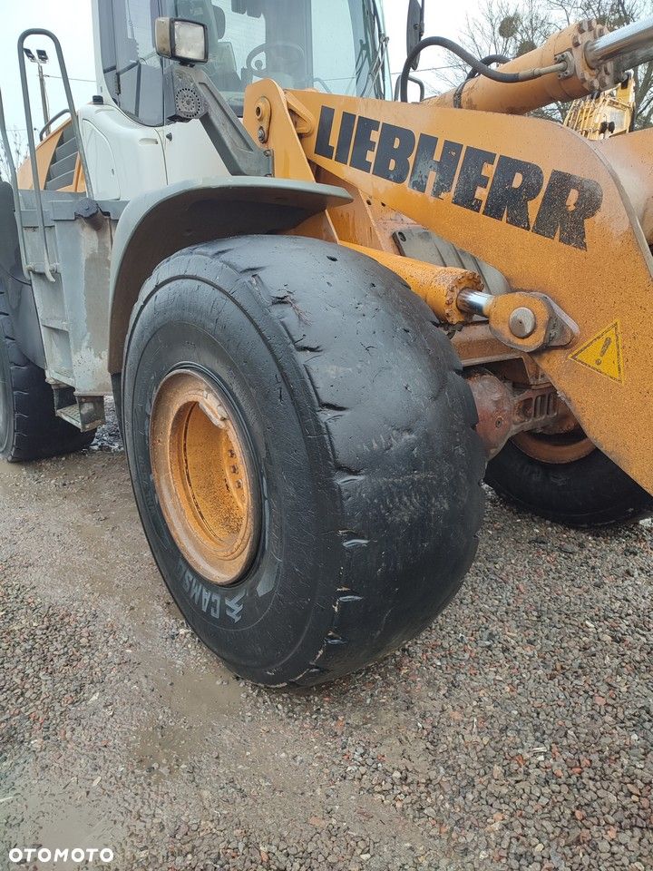 Liebherr L 566 2PLUS2 - 8